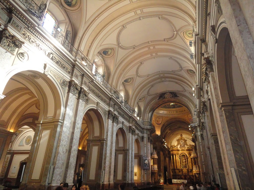 Catedral Metropolitana Dentro-Buenos Aires-Compras