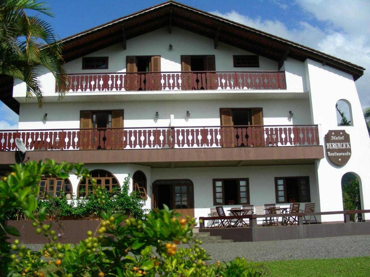Hotel Bergblick-hotéis em Timbó SC