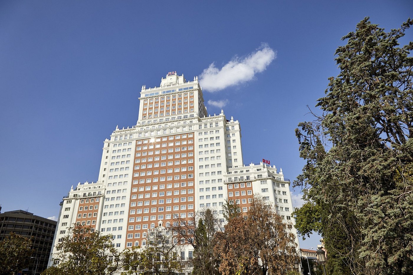 Hotel Riu Plaza Espana - hoteis em Madrid