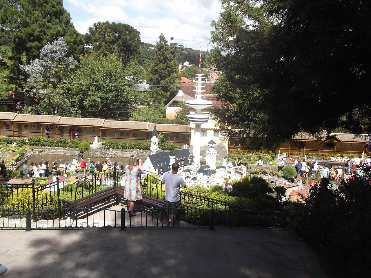 Vista de cima do Mini Mundo em Gramado | ILoveTrip