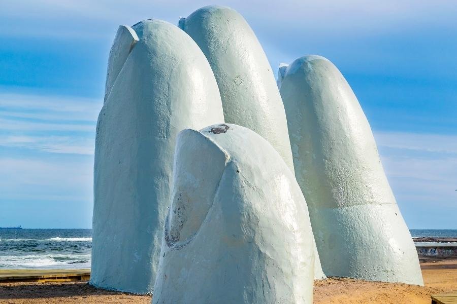 Monumento Los Dedos-La Mano passeios em punta del este