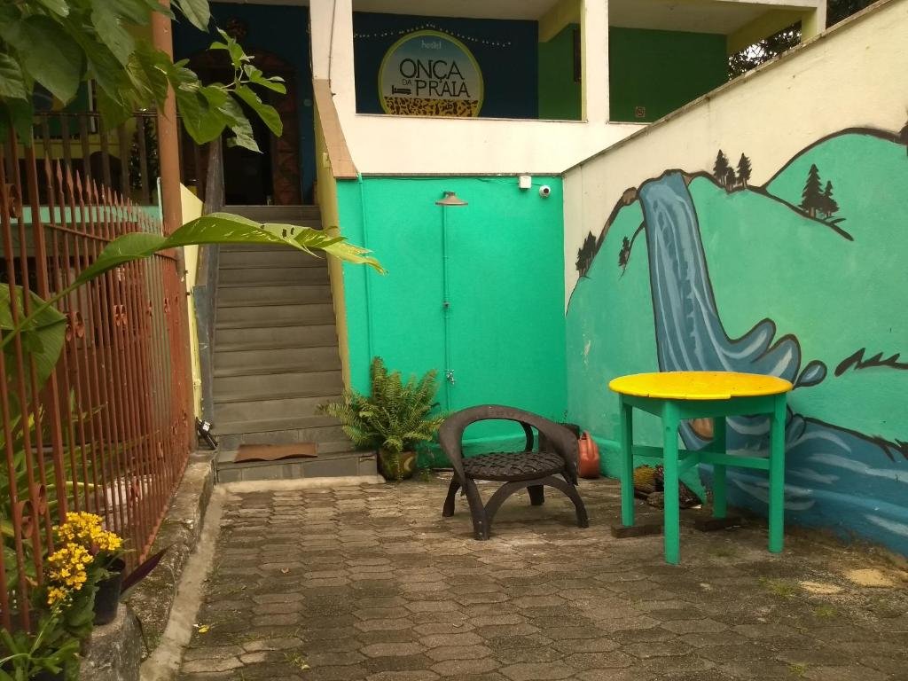 Onça da Praia Hostel - pousadas em vitoria espirito santo
