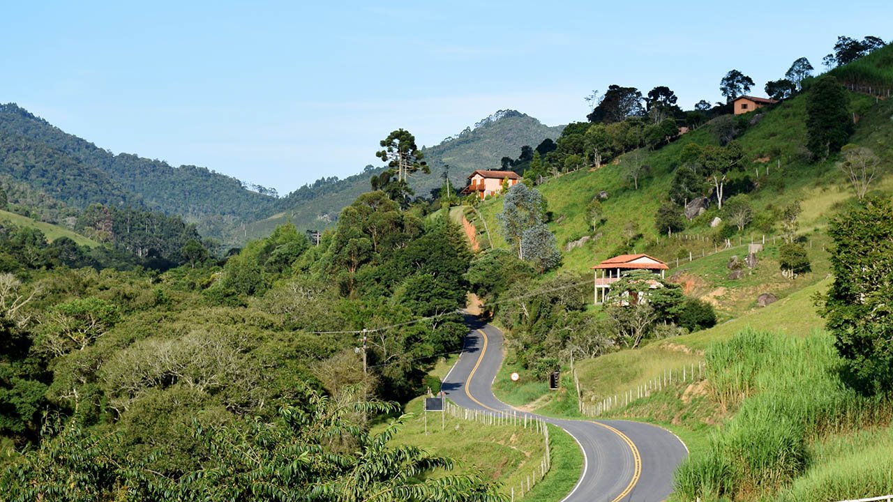 SP 171: Estrada Paraty - Cunha: Roteiros de Carro pelo Brasil