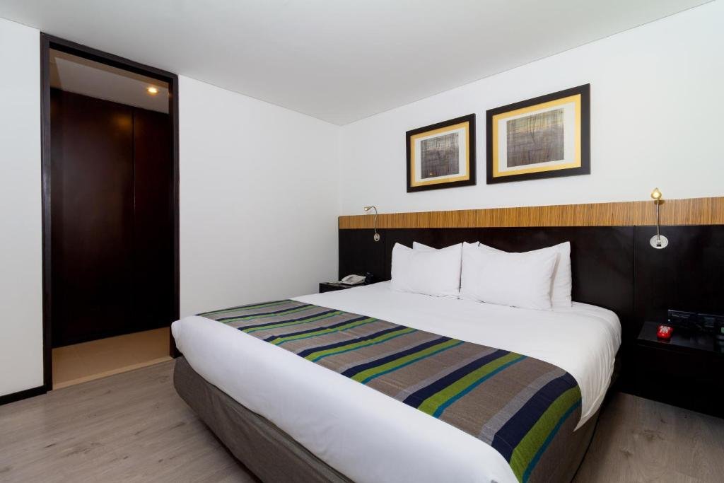 Hoteis em Bogotá - Hotel Madisson Inn Luxury