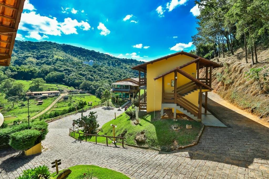 Hotel Fazenda em Altinópolis - Hotel Fazenda Village Montana