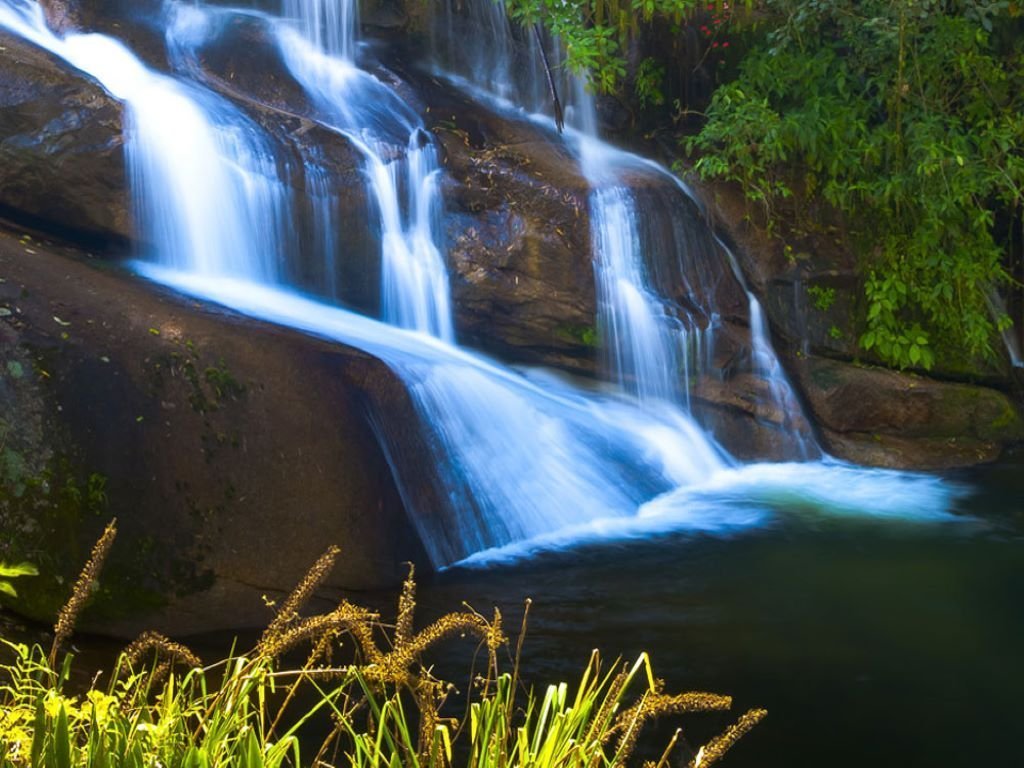 O que fazer em Paraty: visitar as cachoeiras.