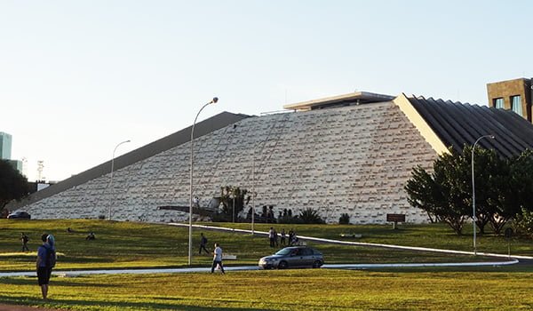 pontos turísticos brasília teatro nacional