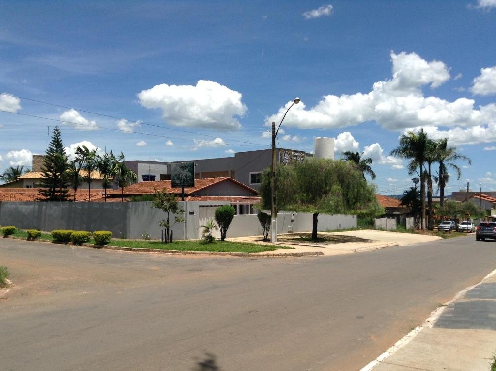 Pousadas em Trindade GO - Pousada Flor dos Ipês