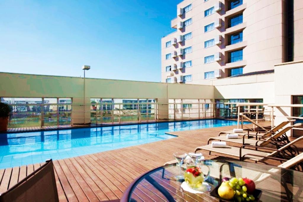 Resort em Cotia - Quality Suites Alphaville