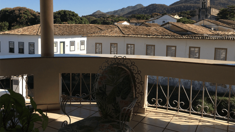 vista da varanda 768x576 1 edited TOP 4 melhores hotéis fazenda em Goiás para levar a família
